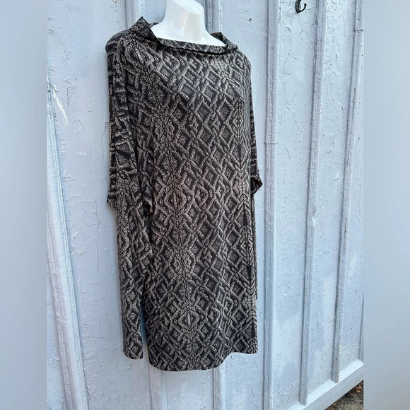 Norma Kamali Kamali  Culture Dress, size Small - Picture 5 of 11